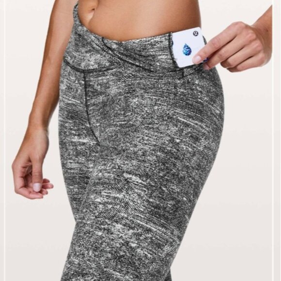 Lululemon Wunder Under Hi-Rise 7/8 Tight *25" Rush Jacquard Black White - Picture 4 of 9
